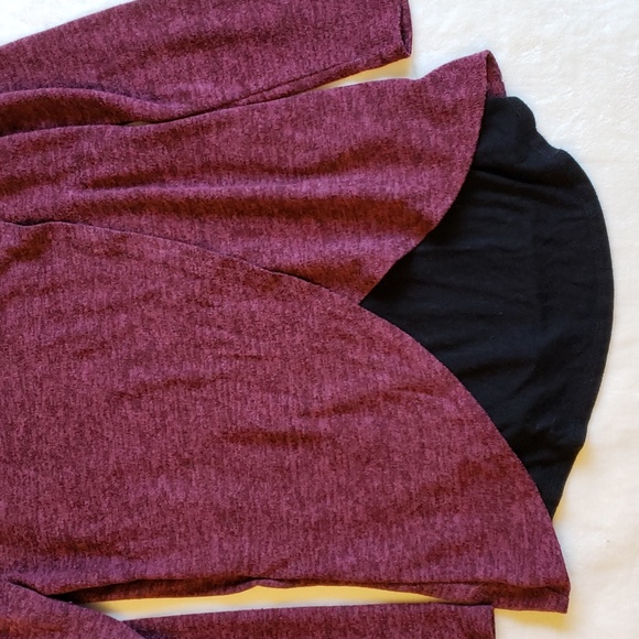 Hello Miz Maternity/Nursing Top (Medium) - Picture 2 of 4